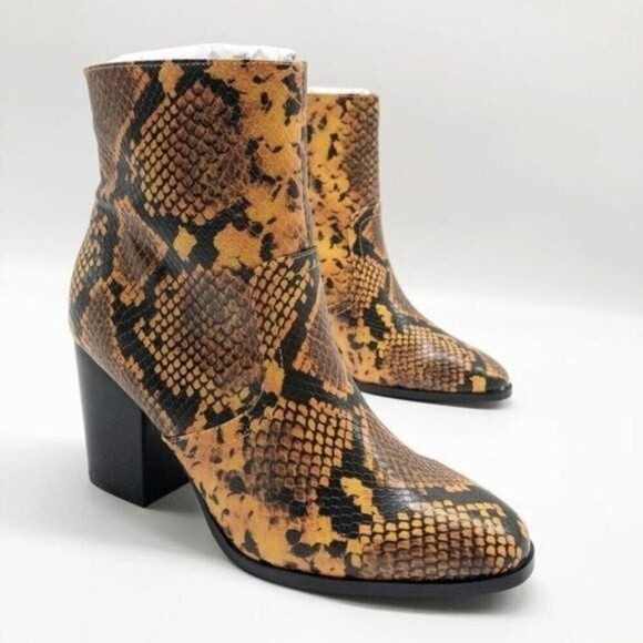 Steve Madden Shoes - STEVE MADDEN Dallas Bootie